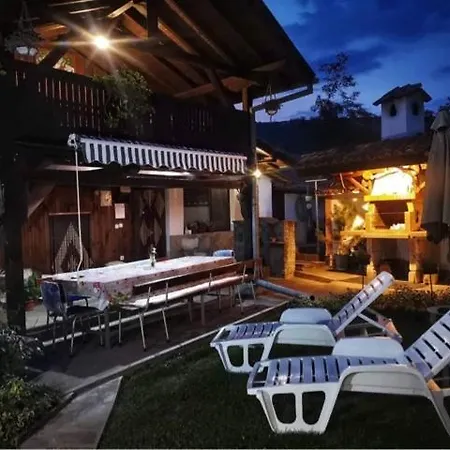 Dyadovata Kashta Pensiune *