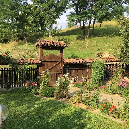 Gasthuis Dyadovata Kashta *