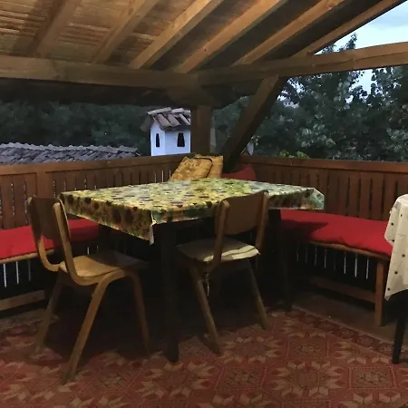 Dyadovata Kashta Gasthuis