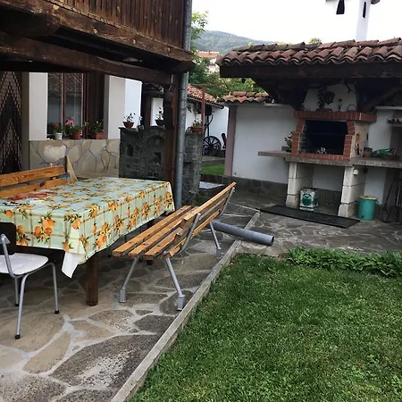 Dyadovata Kashta Gasthuis