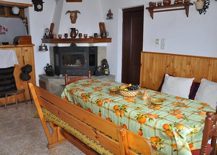 Dyadovata Kashta 招待所 埃伦娜